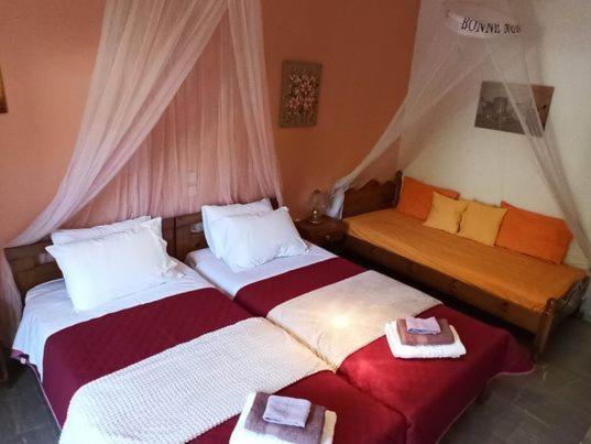 Sofia Margarita'S Rooms Agios Gordios  Eksteriør billede
